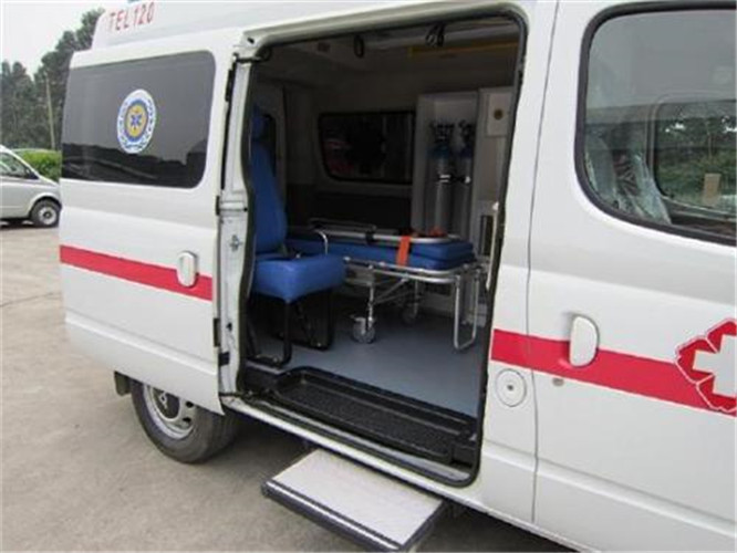 阿图什救护车出租服务案例7